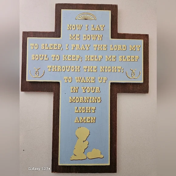 ==boys Wooden cross with bedtime prayer - Picture 3 of 8